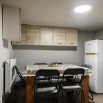 Sliska Hostel *