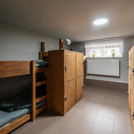 Sliska Hostel *