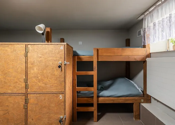 Sliska Hostel